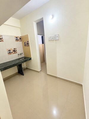 Room in 1 BHK Apartment at Janwadi – for Rent