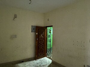 Room in  Apartment at Maraimalai Nagar – for Sale
