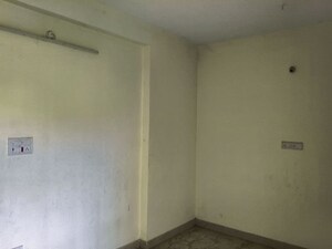 Room in  Apartment at Maraimalai Nagar – for Sale