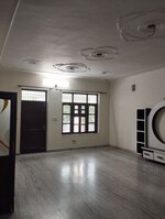 2 BHK 385 Sq.Yd. Independent House in Sector 15
