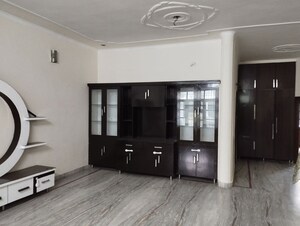 Room in 2 BHK Independent House at Sector 15 – for Rent
