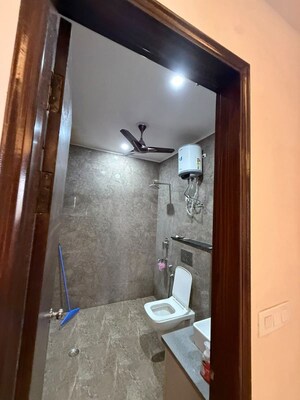Bathroom in 1 BHK Builder Floor at Sector 42 – for Rent
