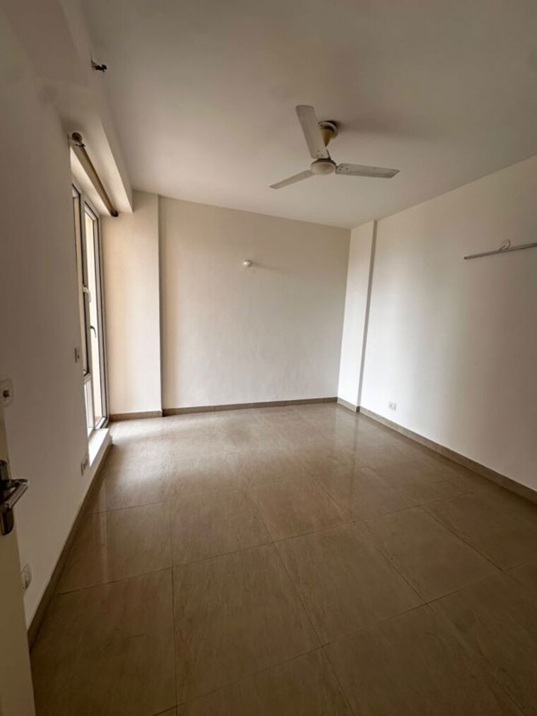 Room, tulip-orange 2.5 Bedroom 1137 Sq.Ft. Apartment In Sector 70 Gurgaon 10748152