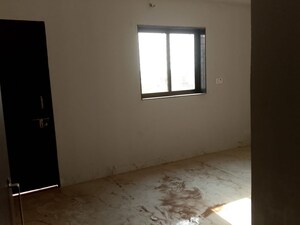 Room in  Apartment at Khadki – for Sale