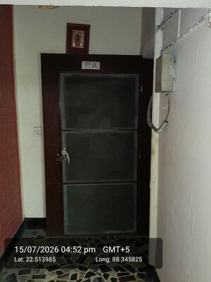 Furnished Amenities in  Apartment at Tollygunge – for Sale