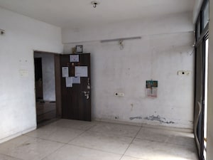 Room in  Apartment at Gorwa – for Sale