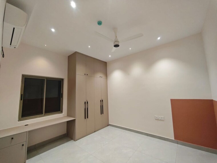 Room, hallmark-treasor 3 Bedroom 2040 Sq.Ft. Apartment In Narsingi Hyderabad 10748255