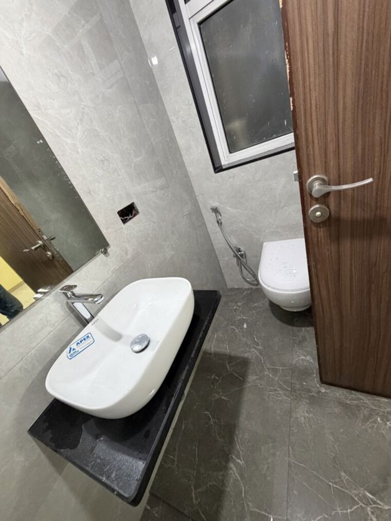 Bathroom, vasant vihar 3 Bedroom 1350 Sq.Ft. Apartment In Vasant Vihar Thane 10748267