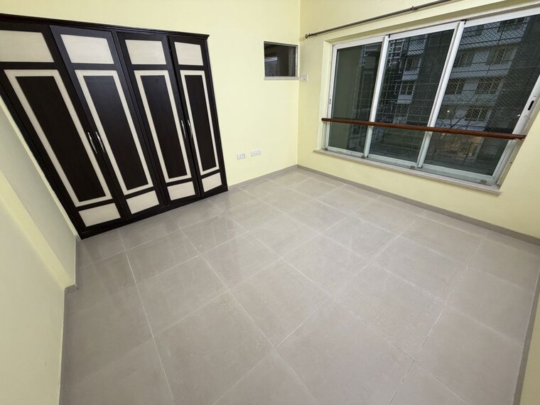 Balcony, vasant vihar 3 Bedroom 1350 Sq.Ft. Apartment In Vasant Vihar Thane 10748267