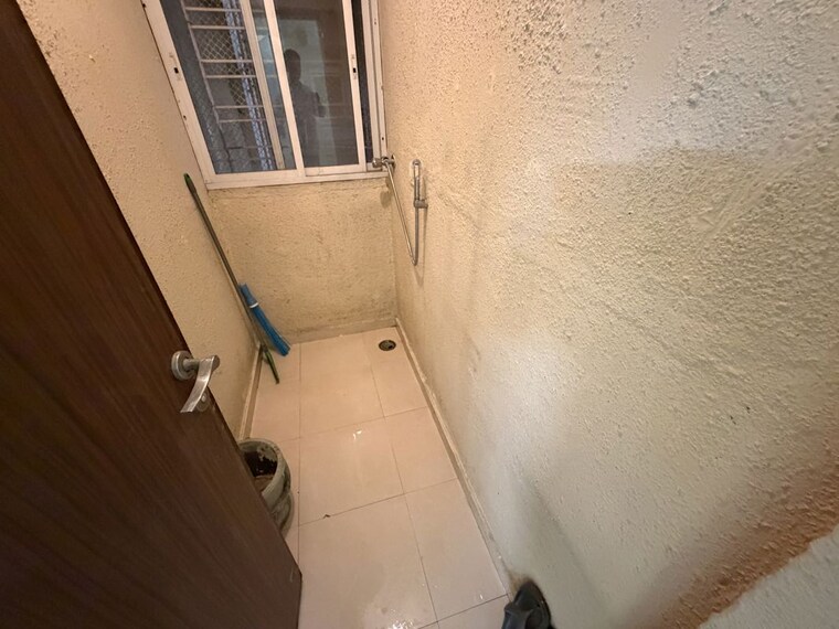 undefined, vasant vihar 3 Bedroom 1350 Sq.Ft. Apartment In Vasant Vihar Thane 10748267