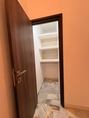 Room in 3 BHK Builder Floor at Greater Kailash I – for Rent