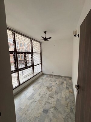 Room in 3 BHK Builder Floor at Greater Kailash I – for Rent
