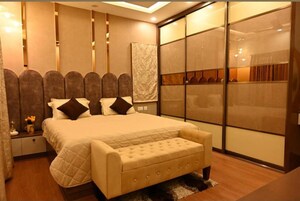Bedroom in 3.5 BHK Builder Floor at Prestige Park Square, Bannerghatta Road – for Sale