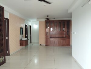Room in 3 BHK Apartment at Aparna Luxor Park, Kondapur – for Rent