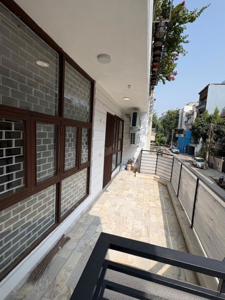 Balcony, greater kailash i 3 Bedroom 1800 Sq.Ft. Builder Floor In Greater Kailash I Delhi 10748322