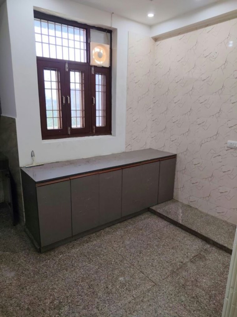 Room, rwa-apartments-sector-41 1 RK 550 Sq.Ft. Builder Floor In Sector 41 Noida 10748313