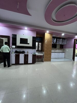 Living Room in 3 BHK Builder Floor at Kailash Puram, Sadarpur – for Rent