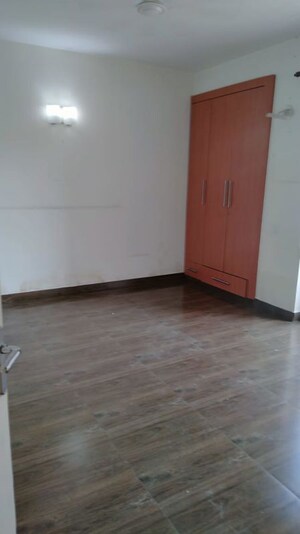 Room in 3 BHK Apartment at Tulip Yellow, Sector 69 – for Sale