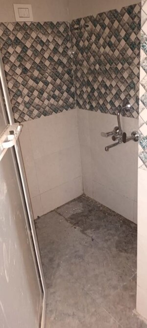 Bathroom in  Pg at Sector 7 Ghansoli – for Rent