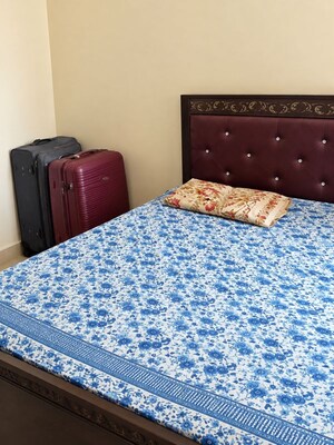 Master Bedroom in 2 BHK Apartment at Rustomjee Avenue D1, Virar West – for Rent