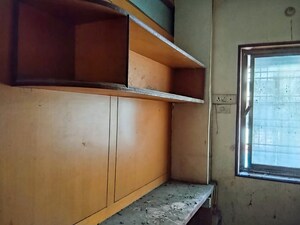Room in  Office Space at Firdous Colony – for Sale