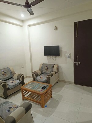 1 BHK Apartment For Rent in Dharam Colony