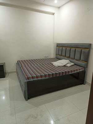 Bedroom in 1 BHK Apartment at Dharam Colony – for Rent