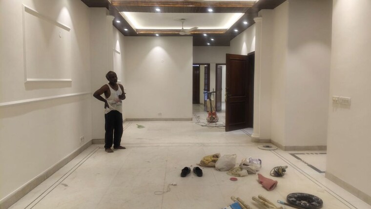 Room, greater kailash 3 Bedroom 250 Sq.Yd. Builder Floor In Greater Kailash Delhi 10748592