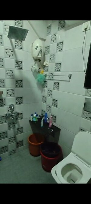 Attached Bathroom in 1 BHK Apartment at Santacruz East – for Rent
