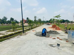 Plot For Sale in Arshad Tower, Kamta