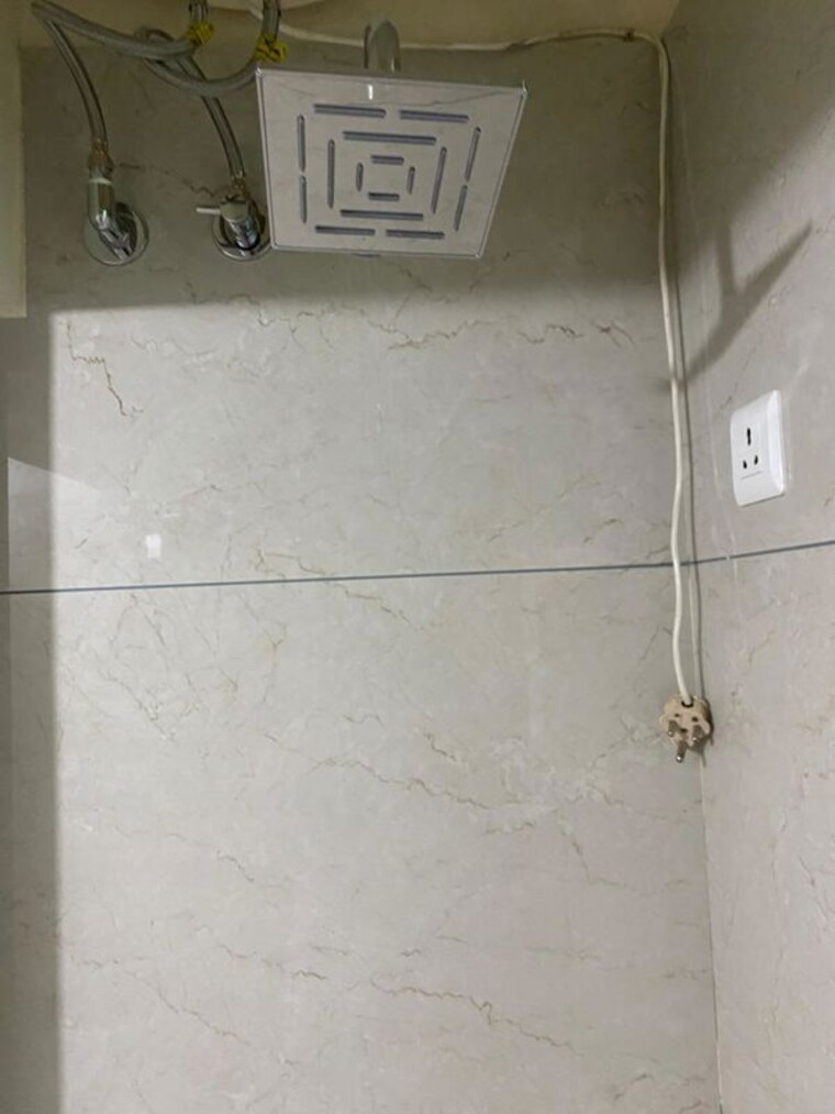 Bathroom, sector 22 2 Bedroom 1000 Sq.Ft. Builder Floor In Sector 22 Chandigarh 10748658