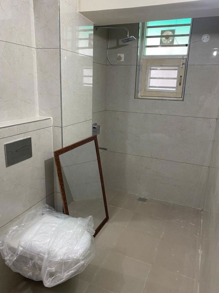 Bathroom, sector 22 2 Bedroom 1000 Sq.Ft. Builder Floor In Sector 22 Chandigarh 10748658