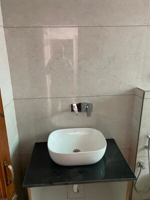 Bathroom in 2 BHK Builder Floor at Sector 22 – for Rent