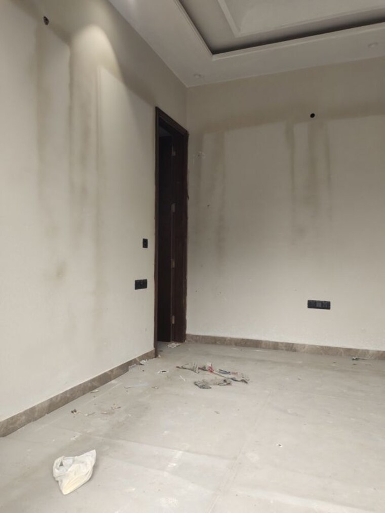 Room, greater kailash 3 Bedroom 2000 Sq.Ft. Builder Floor In Greater Kailash Delhi 10748686