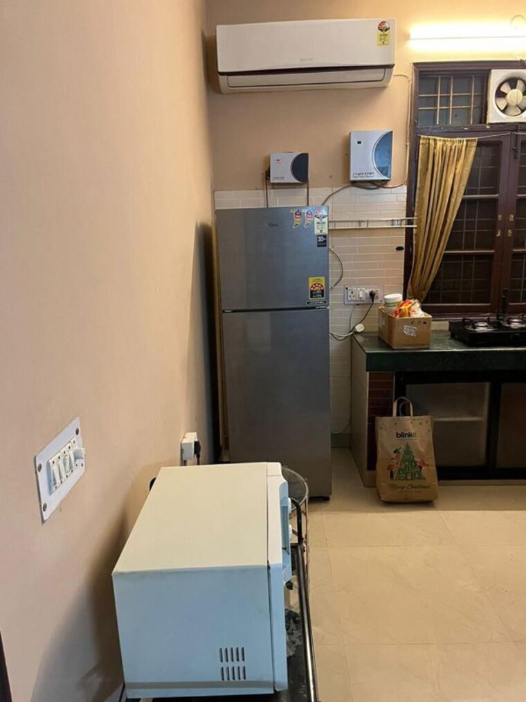 undefined, dlf phase i 2 Bedroom 1300 Sq.Ft. Builder Floor In Dlf Phase I Gurgaon 10748688