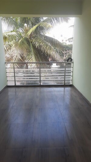 Room in 3 BHK Apartment at Cox Town – for Rent