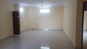Room in 3 BHK Apartment at Cox Town – for Rent