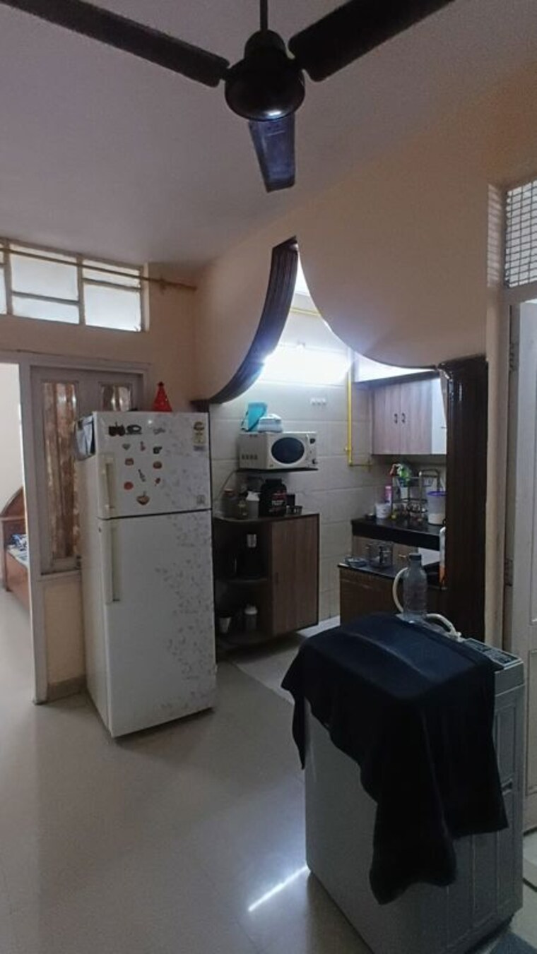 Team Area, lajpat nagar 2 Bedroom 1000 Sq.Ft. Builder Floor In Lajpat Nagar Delhi 10748694
