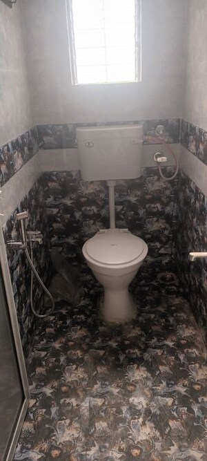 Bathroom in 1 BHK Apartment at Sector 8 Ghansoli – for Rent
