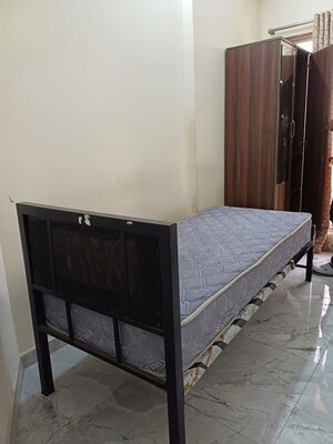  Pg For Rent in Sector 8 Ghansoli