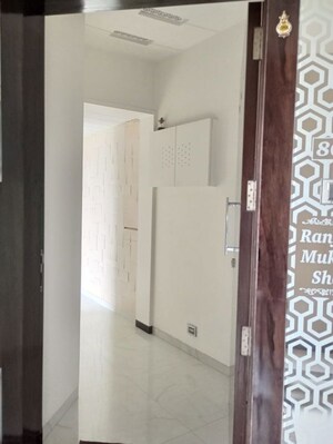 Room in 3 BHK Apartment at Runwal Anthurium, Mulund West – for Rent