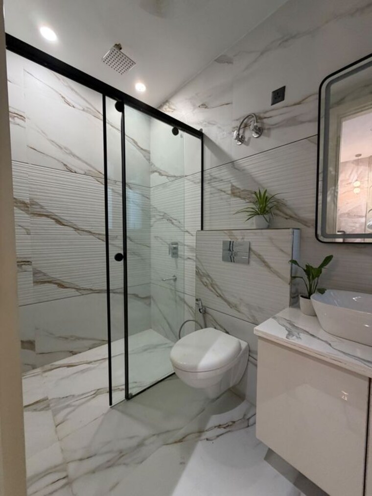 Bathroom, anant-raj-the-estate-residences 4 Bedroom 285 Sq.Yd. Builder Floor In Sector 63a Gurgaon 10748710