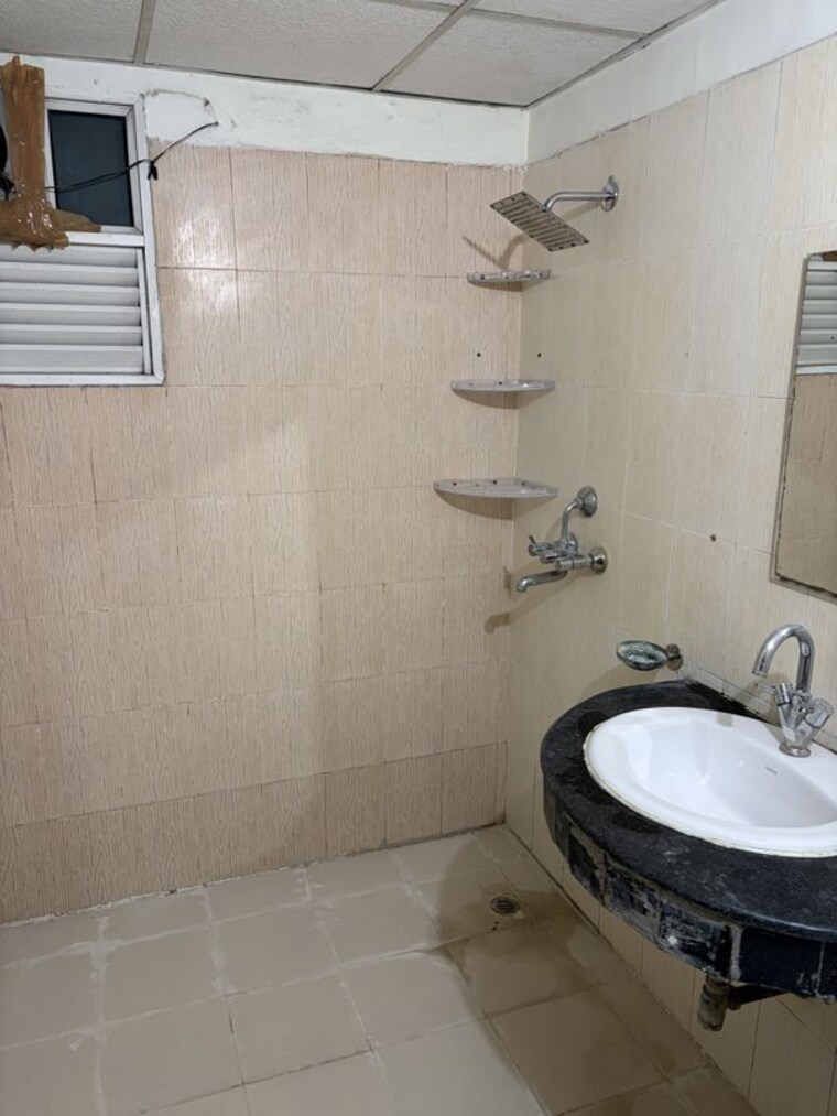 Bathroom, paramount-symphony 2 Bedroom 1091 Sq.Ft. Apartment In Sain Vihar Ghaziabad 10748730