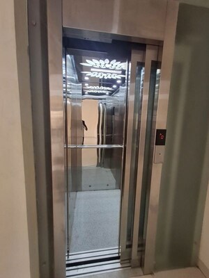 Lift in 6+ BHK Villa at Bank Colony – for Rent