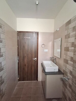 Attached Bathroom in 6+ BHK Villa at Bank Colony – for Rent