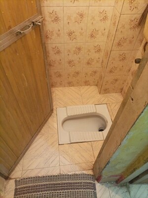 Bathroom in 2 BHK Apartment at Shelter House Apartments, Ghansoli – for Rent