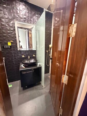 Kitchen in 3 BHK Builder Floor at Sector 57 – for Rent