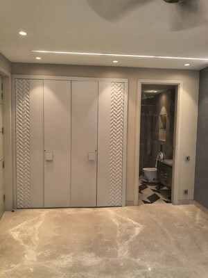 Building Lobby in 4 BHK Builder Floor at Chirag Enclave – for Rent