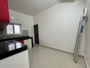 Room in 3 BHK Apartment at Banjara View Apartment, Banjara Hills – for Rent