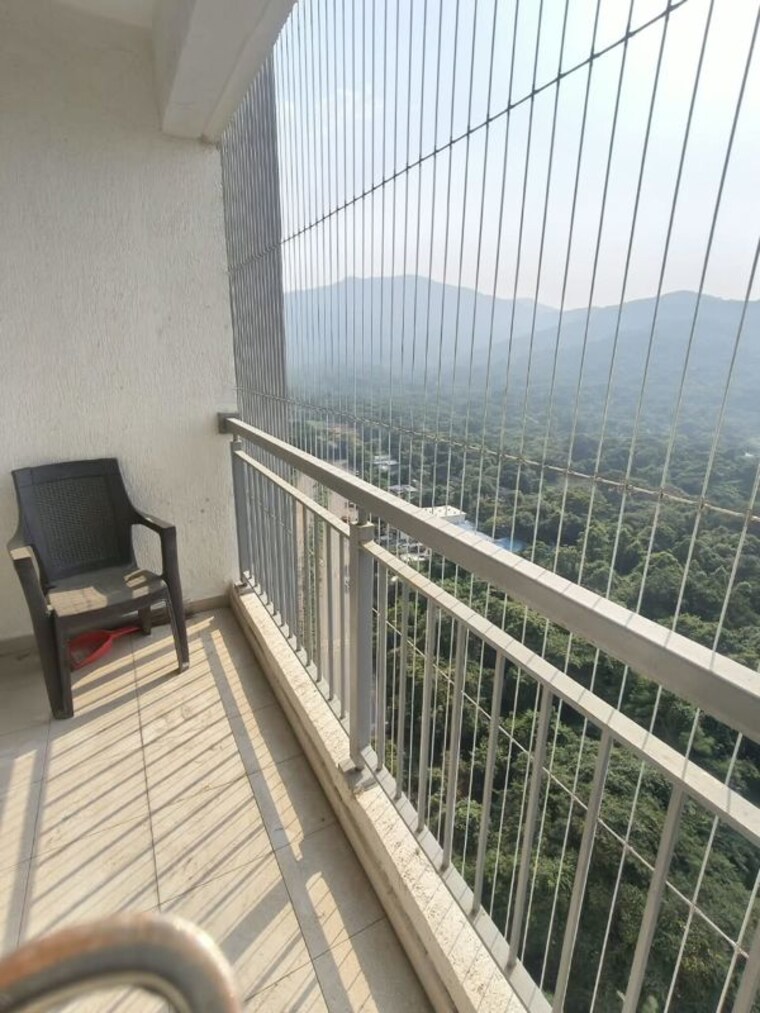 Balcony, godrej-emerald 2 Bedroom 720 Sq.Ft. Apartment In Ghodbunder Road Thane 10748790